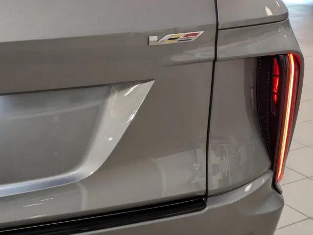 2026 Cadillac iQ V-Series w/1SM