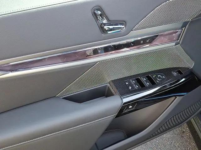 2026 BMW 7 Series 750e xDrive