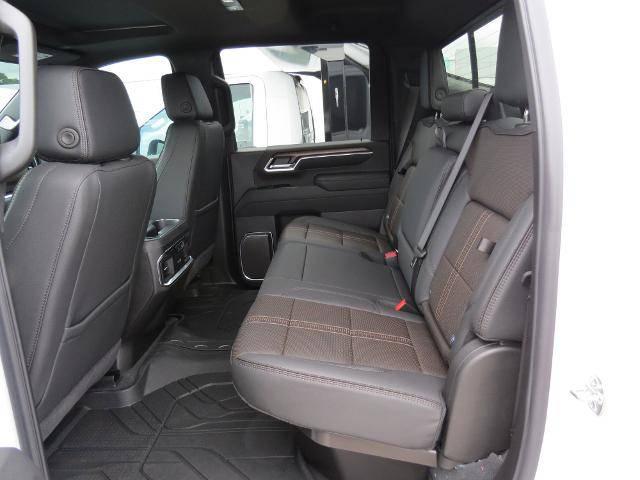 2025 Chevrolet Silverado 3500HD 4WD Crew Cab Long Bed High Country