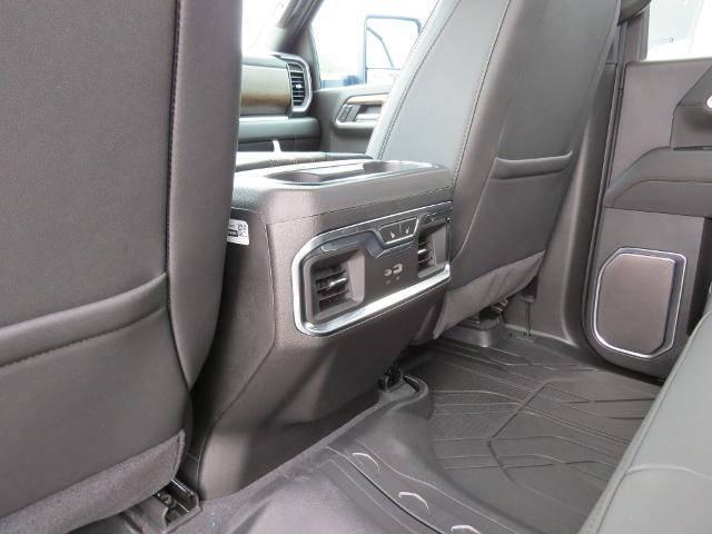 2025 Chevrolet Silverado 3500HD 4WD Crew Cab Long Bed High Country