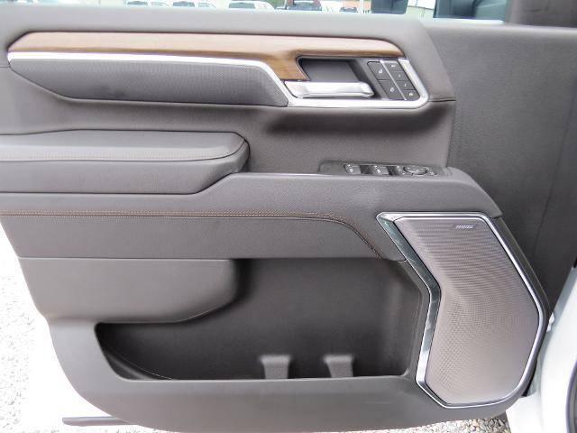 2025 Chevrolet Silverado 3500HD 4WD Crew Cab Long Bed High Country