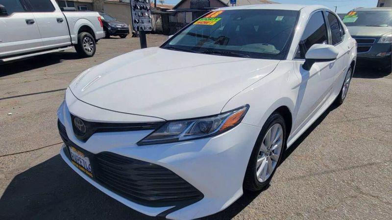 2018 Toyota Camry LE