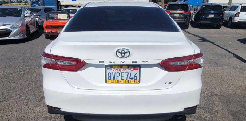 2018 Toyota Camry LE