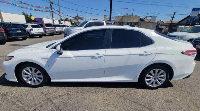 2018 Toyota Camry LE