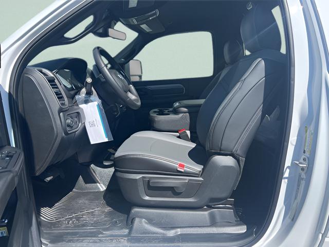 2025 Ram 5500 Tradesman/Big Horn