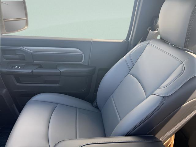 2025 Ram 5500 Tradesman/Big Horn