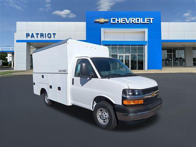2025 Chevrolet Express Cutaway Work Van