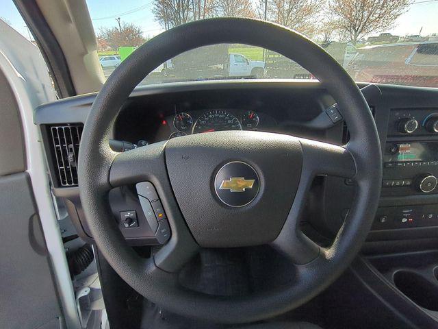 2025 Chevrolet Express Cutaway Work Van