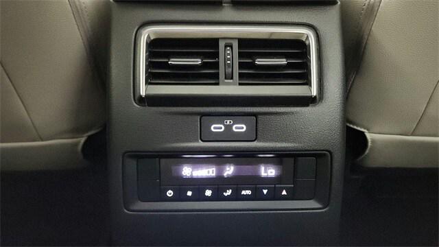 2025 Mazda X-90 Preferred Package