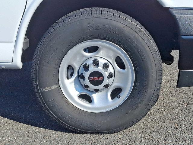 2025 GMC Savana Cargo RWD 3500 Regular Wheelbase Work Van