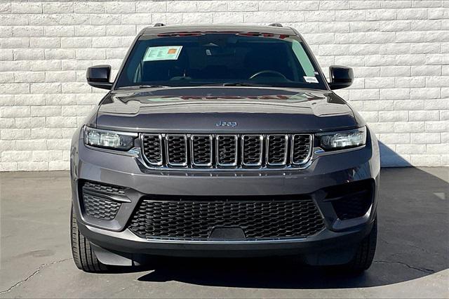2023 Jeep Grand Cherokee Laredo 4x4