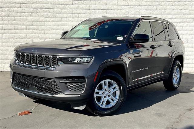 2023 Jeep Grand Cherokee Laredo 4x4