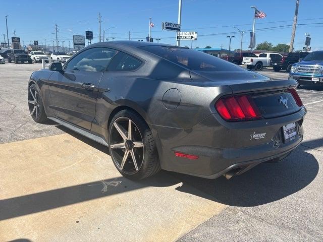 2017 Ford Mustang V6