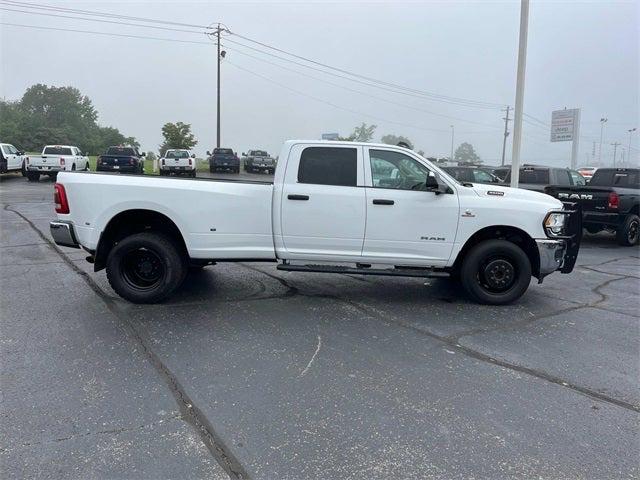 2020 RAM 3500 Tradesman Crew Cab 4x4 8 Box