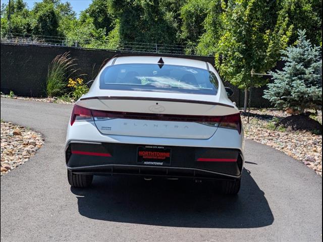 2025 Hyundai Elantra SEL Sport 2025 Hyundai Elantra SEL Sport