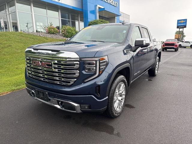 2022 GMC Sierra 1500 4WD Crew Cab Short Box Denali