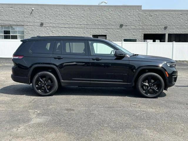 2023 Jeep Grand Cherokee L Limited 4x4 2023 Jeep Grand Cherokee L Limited 4x4
