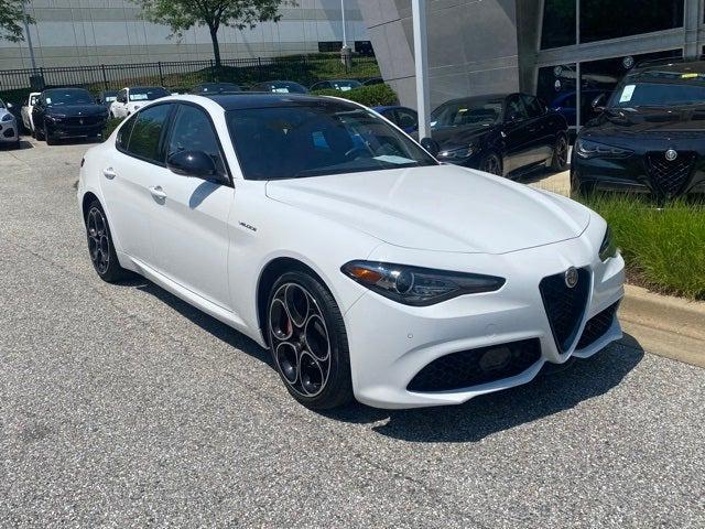 2022 Alfa Romeo Giulia Veloce AWD