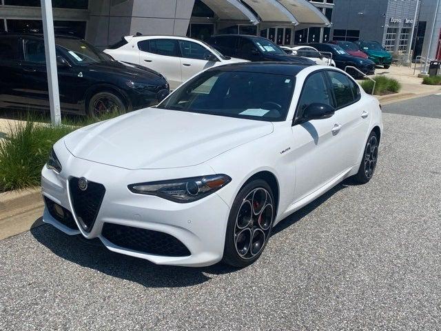 2022 Alfa Romeo Giulia Veloce AWD
