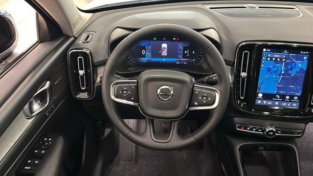 2026 Volvo XC40 B5 Ultra