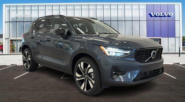 2026 Volvo XC40 B5 Ultra for sale in Barrington, IL