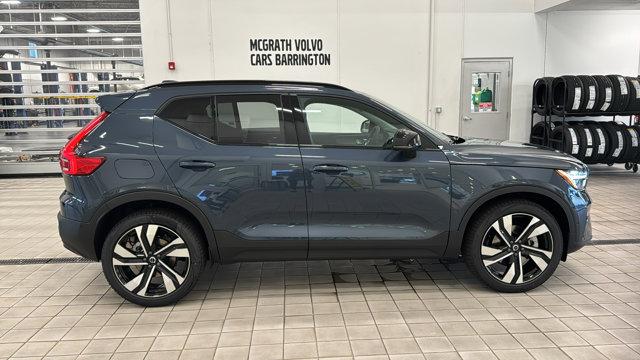 2026 Volvo XC40 B5 Ultra