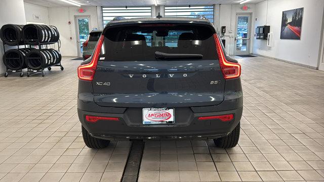 2026 Volvo XC40 B5 Ultra