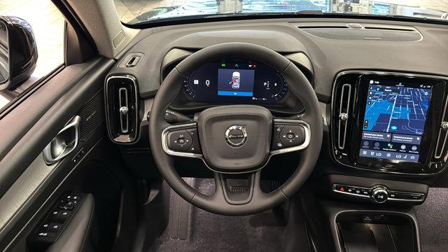 2026 Volvo XC40 B5 Ultra