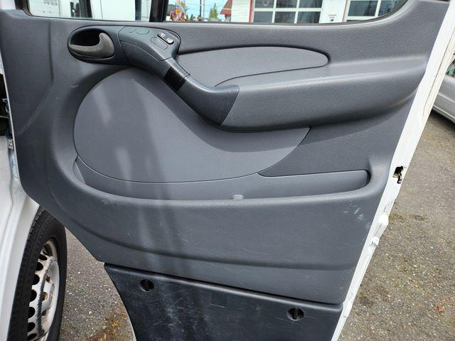 2005 Freightliner Sprinter base