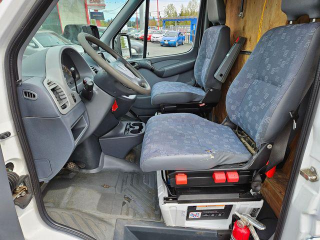 2005 Freightliner Sprinter base