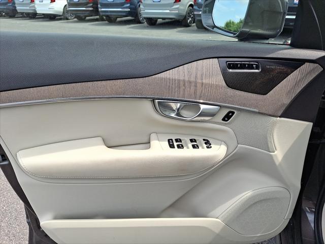 2024 Volvo XC90 Recharge T8 Plus Bright Theme 7-Seater