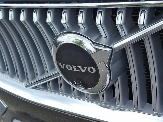 2024 Volvo XC90 Recharge T8 Plus Bright Theme 7-Seater