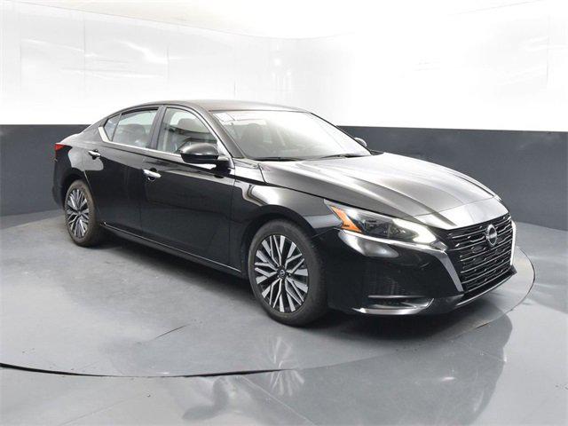 2023 Nissan Altima SV FWD