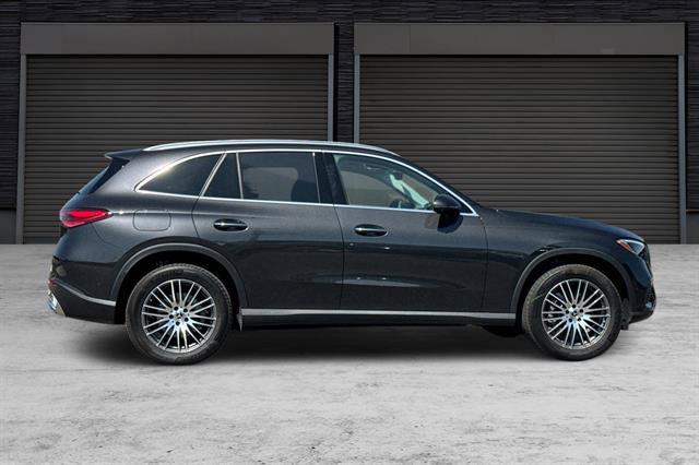 2024 Mercedes-Benz GLC 300 SUV