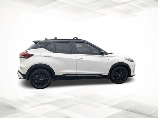 2024 Nissan Kicks SR Xtronic CVT