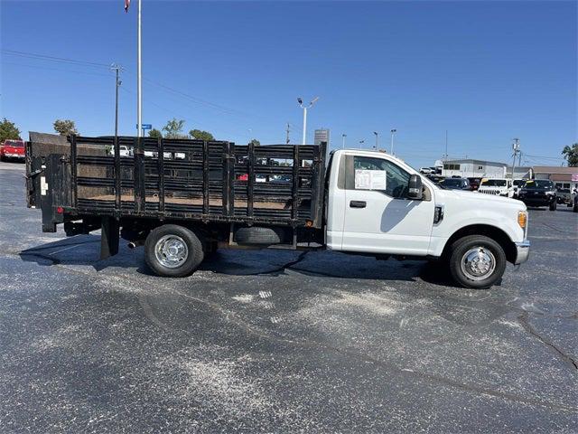 2017 Ford F-350 Chassis XL