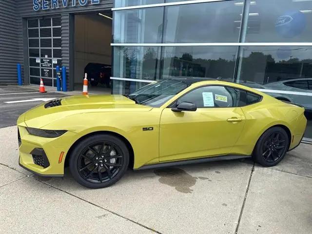 2025 Ford Mustang GT Premium Fastback