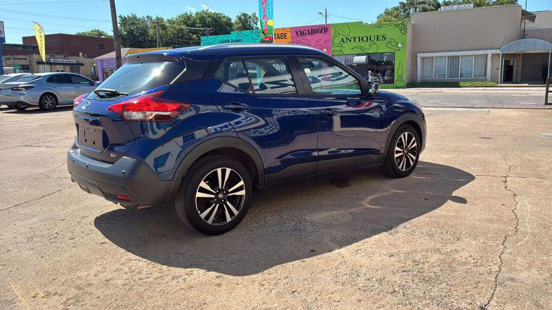 2020 Nissan Kicks SV Xtronic CVT