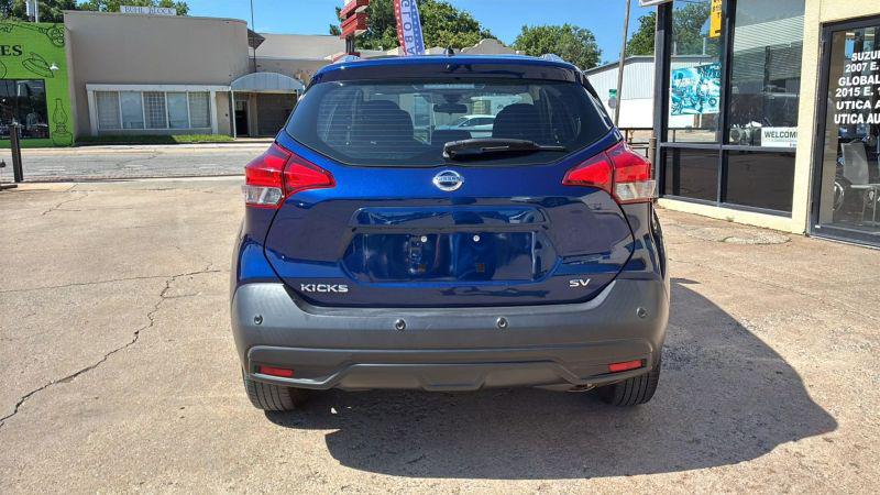 2020 Nissan Kicks SV Xtronic CVT