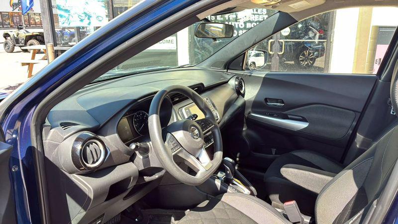 2020 Nissan Kicks SV Xtronic CVT