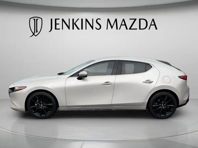 2022 Mazda Mazda3 Premium