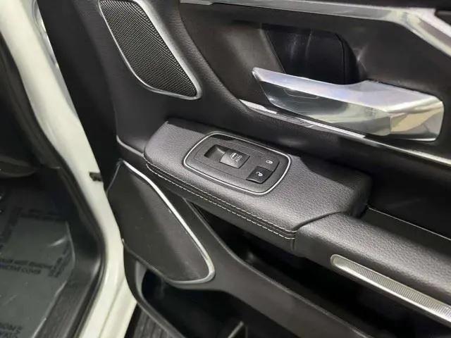 2023 Ram 1500 Laramie Crew Cab 4x4 5'7" Box
