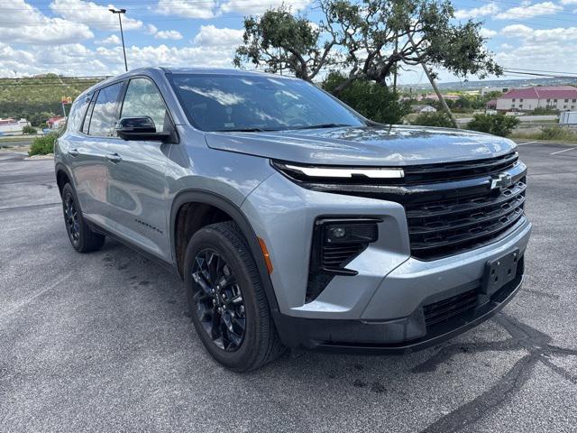 2024 Chevrolet Traverse AWD LS
