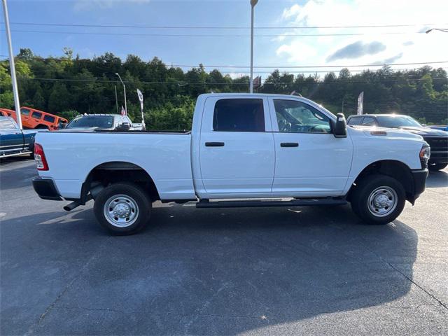 2024 RAM 2500 Tradesman Crew Cab 4x4 64 Box