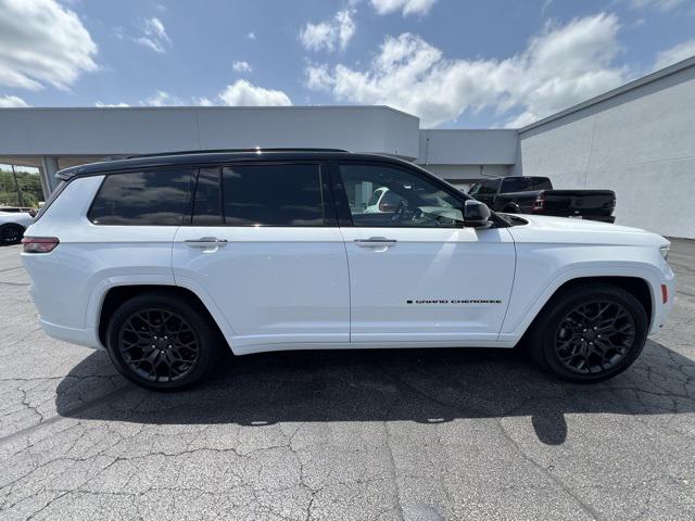 2025 Jeep Grand Cherokee GRAND CHEROKEE L SUMMIT RESERVE 4X4
