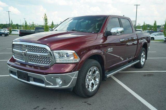 2018 RAM 1500 Laramie Crew Cab 4x4 57 Box