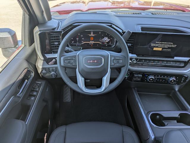 2025 GMC Sierra 2500HD 4WD Crew Cab Standard Bed SLT