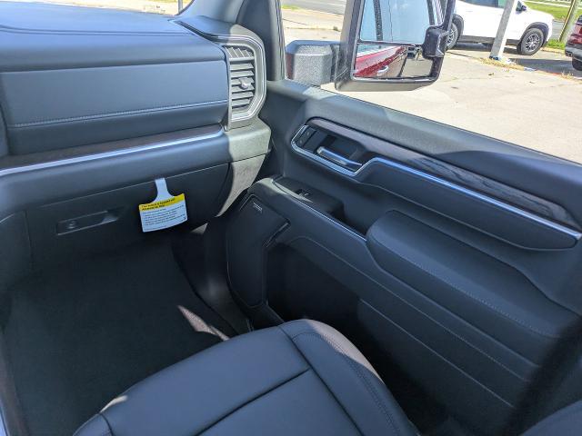 2025 GMC Sierra 2500HD 4WD Crew Cab Standard Bed SLT