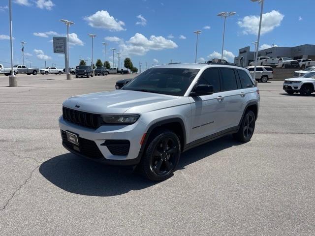 2022 Jeep Grand Cherokee Altitude 4x4
