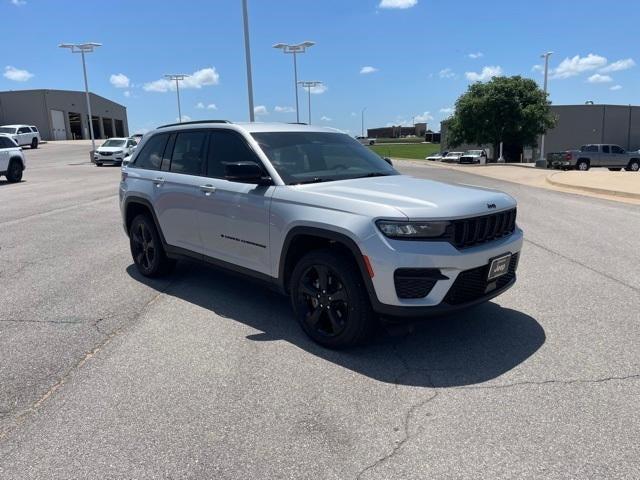 2022 Jeep Grand Cherokee Altitude 4x4